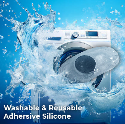 Washing machine surrounded by water splashes on a blue background with Oetiker logo.